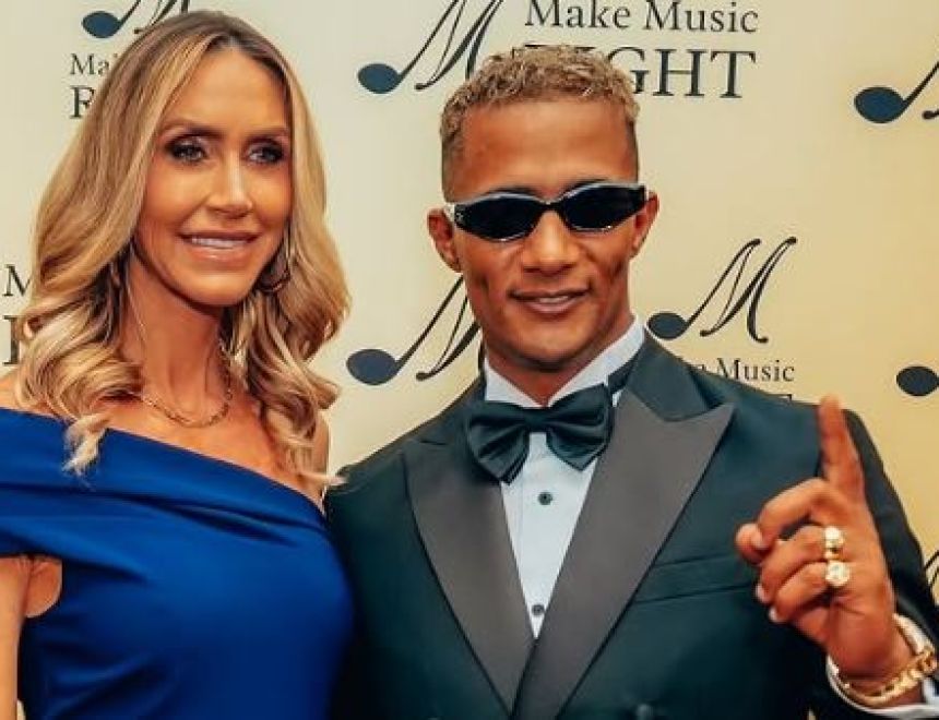 محمد رمضان ينشر صوراً مع لارا ترامب