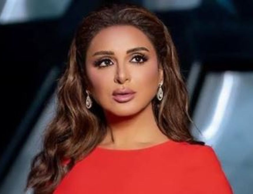 محمود سعد يوضح أخر تطورات الحالة الصحية لـ «أنغام»