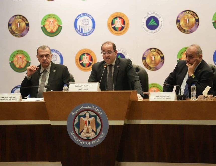 المالية: أولوية قصوى لتعزيز الاستثمار في العنصر البشرى ببرامج ومبادرات وأفكار مبتكرة