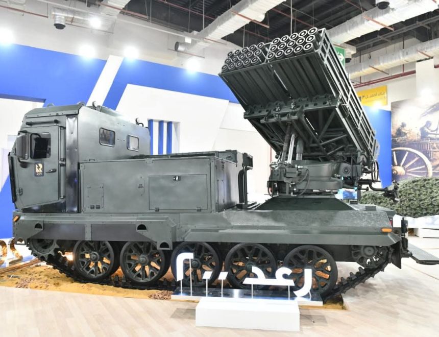 وزير الدولة للإنتاج الحربي يعلن عن المنتجات العسكرية الجديدة بإيديكس 2025