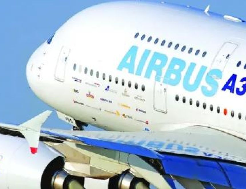 بسبب العطل البرمجي.. &laquo;إيرباص&raquo;: أقل من 100 طائرة "A320" لا تزال متوقفة 