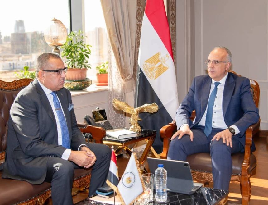 وزير الري ومحافظ جنوب سيناء يبحثان موقف مشروعات الموارد المائية بالمحافظة