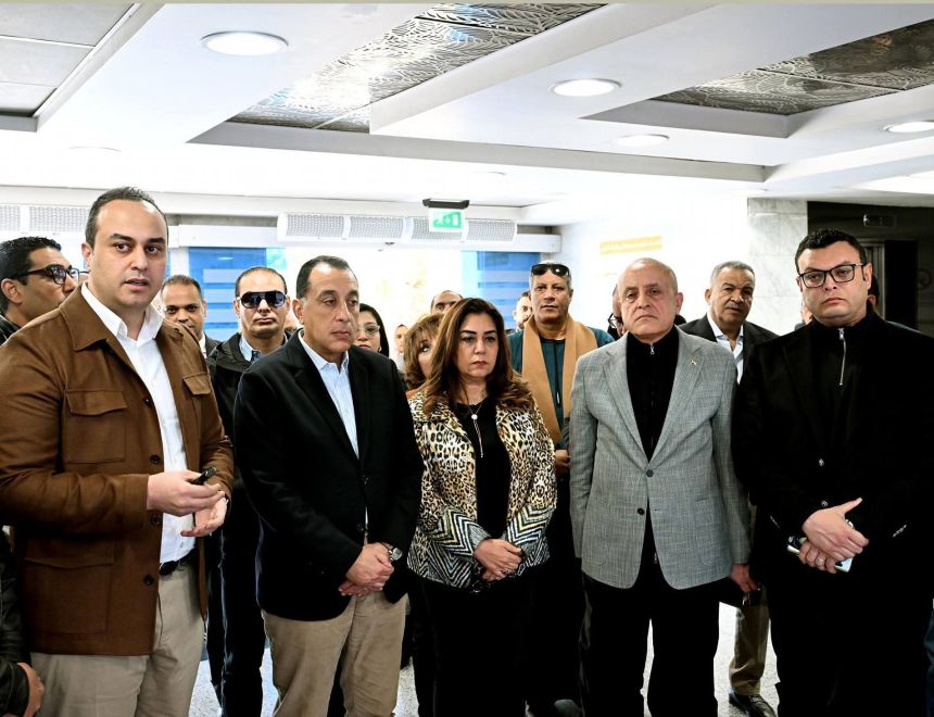 رئيس الوزراء يبدأ جولة ميدانية بعدد من المشروعات التنموية والخدمية بمحافظة الأقصر