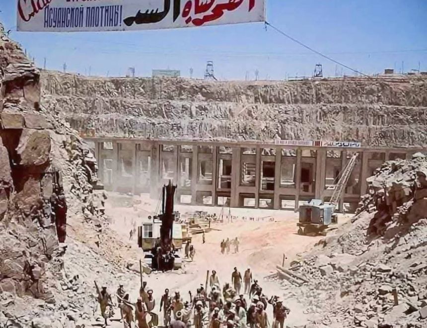 مصر تحتفل بمرور ٦٦ عاماً على وضع حجر الأساس لمشروع السد العالي