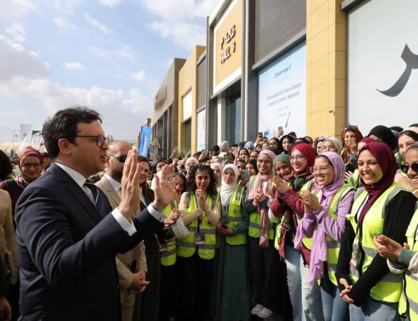 معرض القاهرة الدولي للكتاب يسدل الستار على فعالياته بأكثر من 6 ملايين و200 ألف زائر