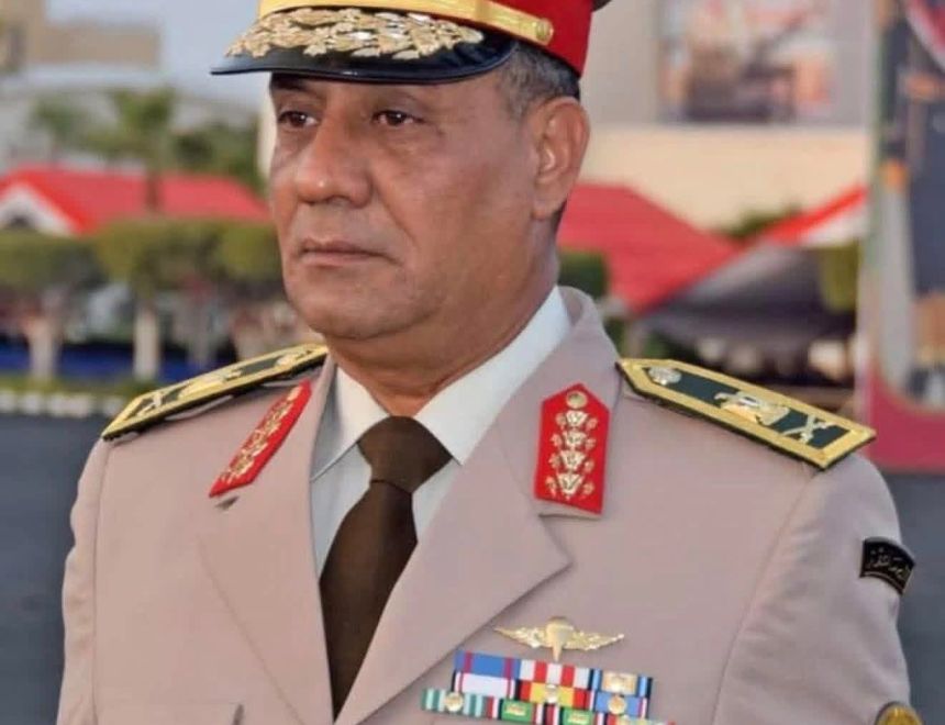 الفريق أشرف زاهر يؤدي اليمين الدستورية وزيرا للدفاع والإنتاج الحربي