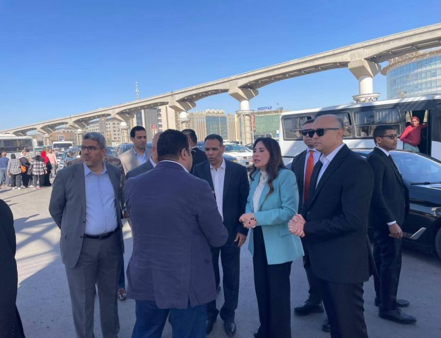 وزيرة الإسكان تقوم بجولة مفاجئة بمدينة القاهرة الجديدة
