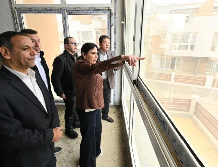 &nbsp;وزيرة الإسكان تتفقد المشروعات الجاري تنفيذها وأعمال التطوير بقرى مارينا