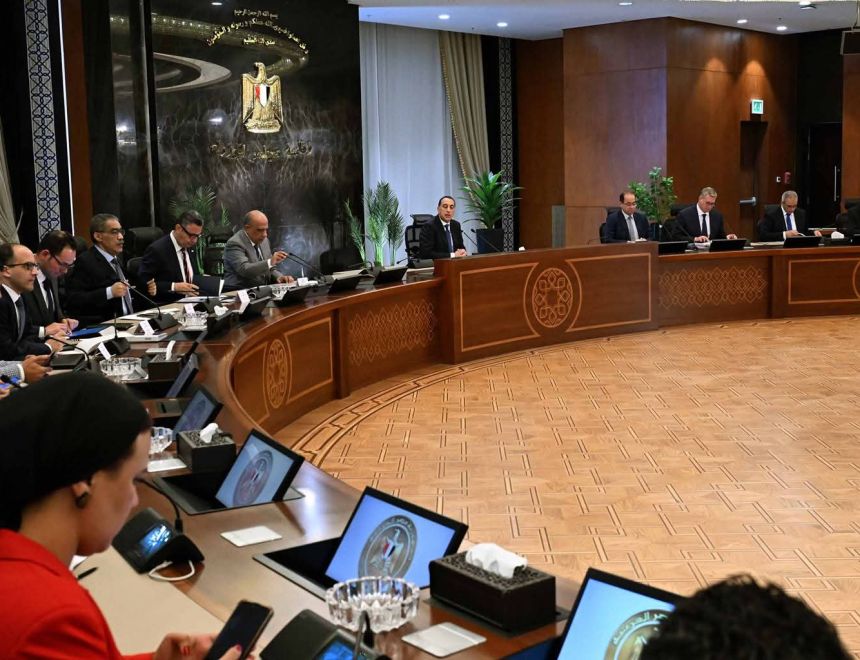 رئيس الوزراء يؤكد تأمين احتياجات الدولة من السلع الاستراتيجية لعدة شهور لضمان استقرار الأسواق وتلبية متطلبات المواطنين