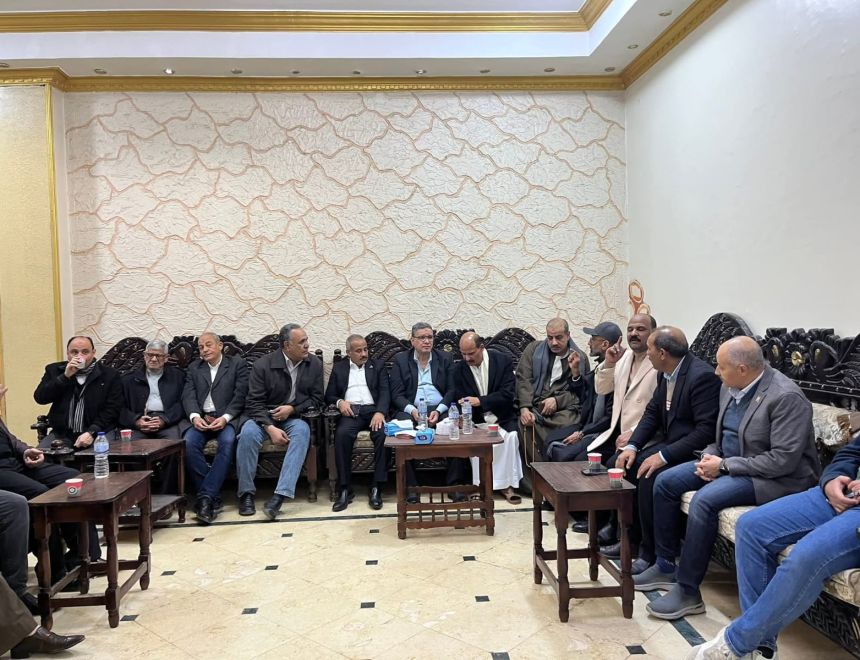 بحضور قيادات سياسية وتنفيذية.. مناقشة تطوير طريق أسيوط الجديدة خلال إفطار رمضاني