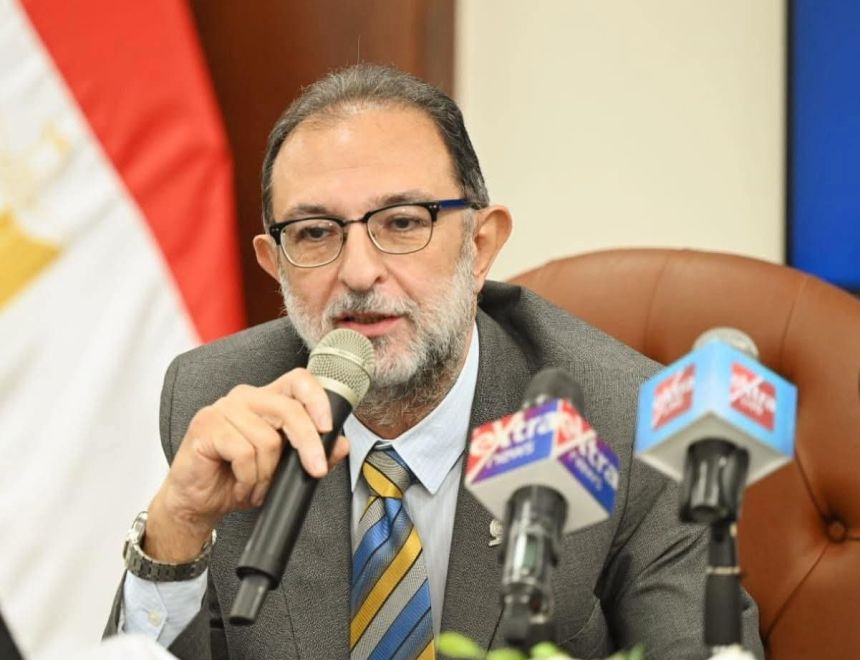 سلامة الغذاء: مع تطبيق العمل عن بُعد.. رئيس الهيئة القومية لسلامة الغذاء يؤكد استمرار أعمال التفتيش والرقابة والإفراج الجمركي بكفاءة