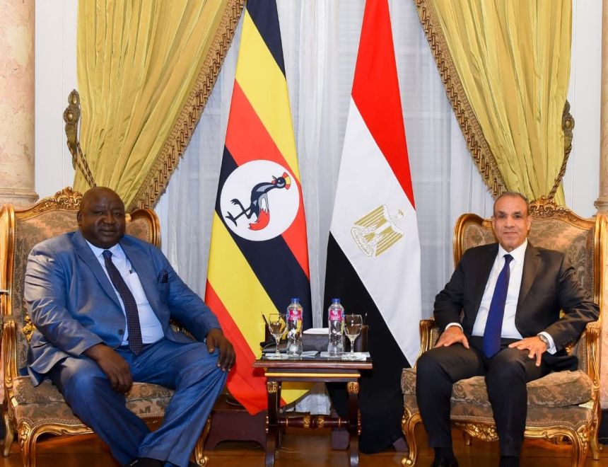 مشاورات مصرية أوغندية لتعزيز التنمية والتكامل الاقتصادي
