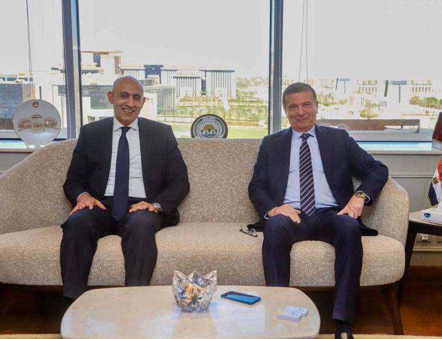 وزيرا "الزراعة" و"التعليم" يبحثان آليات تعزيز التعاون للتوسع في مدارس التكنولوجيا التطبيقية في المجال الزراعي
