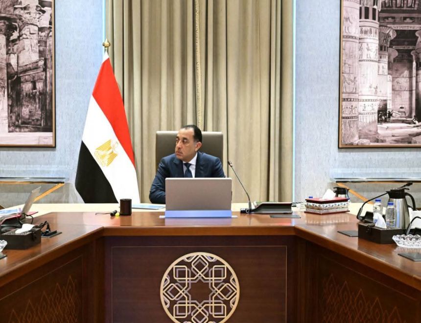 رئيس الوزراء يتابع مع وزير التخطيط الموقف التنفيذي لخطة العام المالي 2026/2025 وجهود متابعة الأداء وحوكمة الاستثمارات العامة