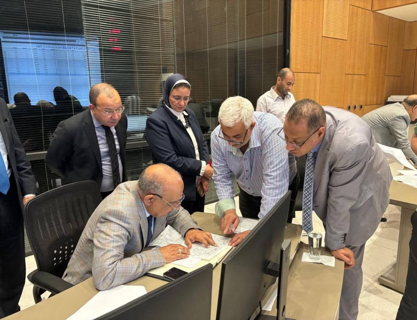 وزير الكهرباء والطاقة المتجددة يتابع سير العمل والتنسيق والتكامل بين مكونات المنظومة على مستوى الجمهورية لتأمين الشبكة الموحدة وضمان استمرارية التغذية