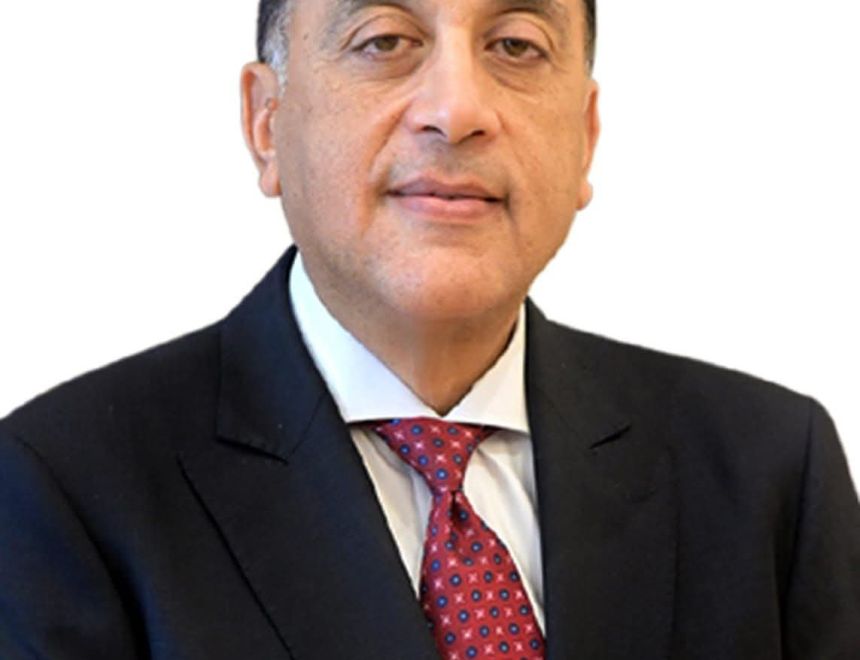 رئيس الوزراء يهنئ فخامة الرئيس بقرب قدوم عيد الأضحى المبارك