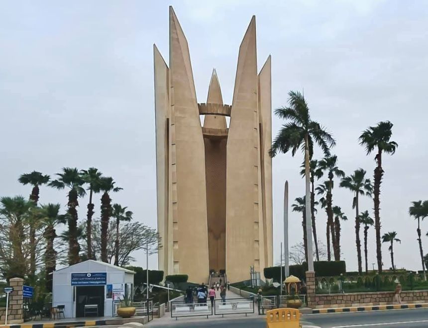 إقبال كبير على زيارة حدائق الري بالقناطر الخيرية، والمركز الثقافي الأفريقي بأسوان والسد العالي والنصب التذكاري خلال إجازة عيد الأضحى المبارك