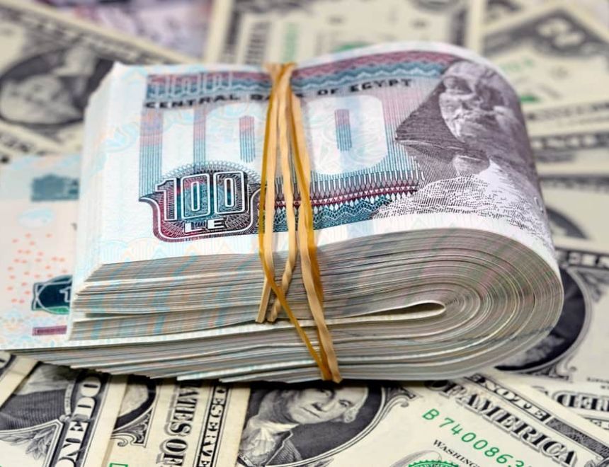 الدولار يتراجع أمام الجنيه في ختام تعاملات البنوك المصرية اليوم الخميس