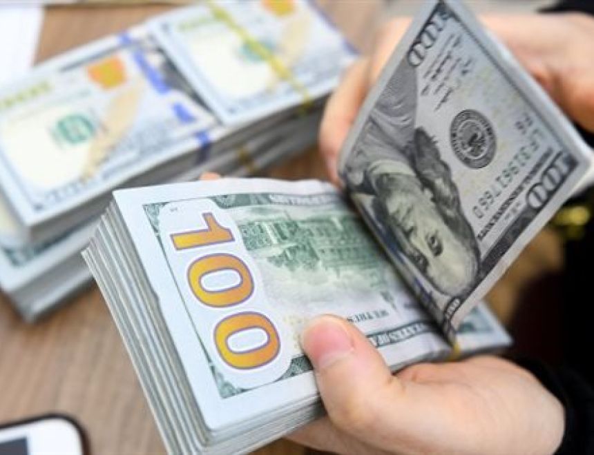 سعر الدولار اليوم في البنوك.. ارتفاع جديد أمام الجنيه بمنتصف التعاملات