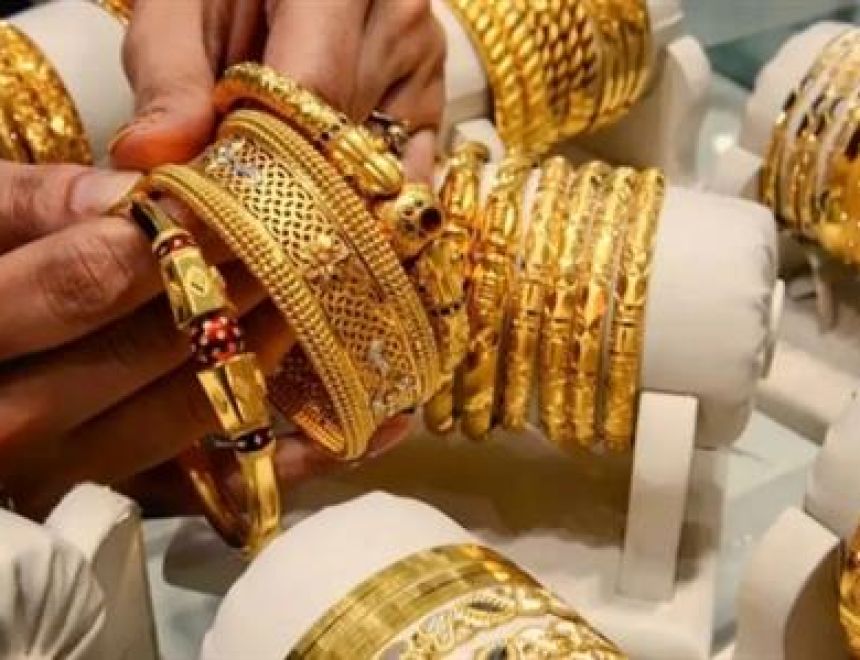 أسعار الذهب اليوم في مصر.. عيار 21 يتراجع إلى 6175 جنيهًا الاثنين 12 أكتوبر 2026