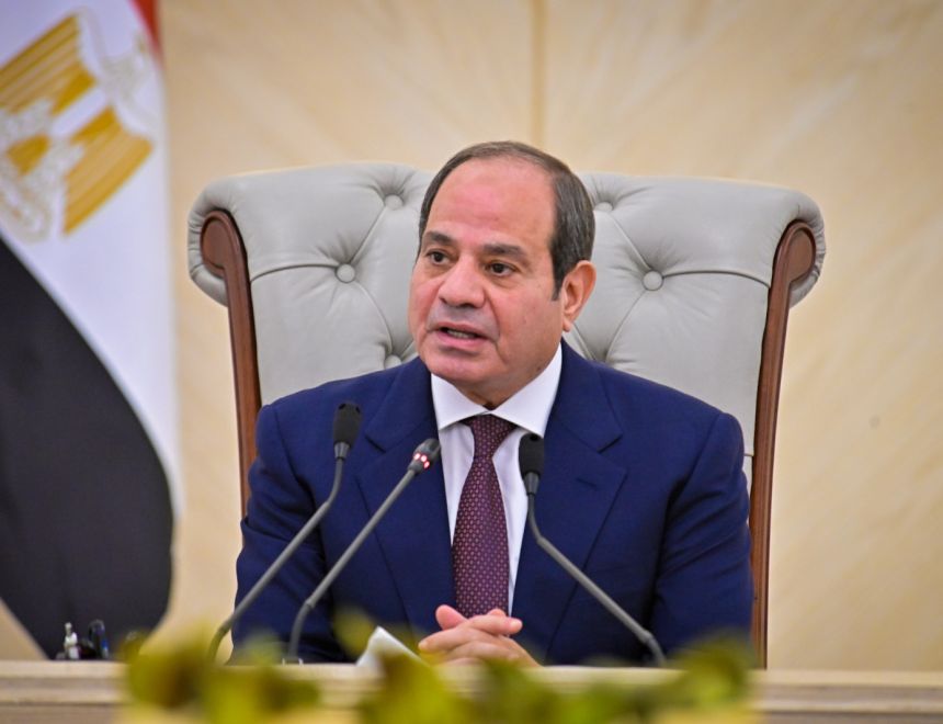الرئيس السيسي: وعي المصريين خط الدفاع عن الدولة ومؤسساتها الوطنية