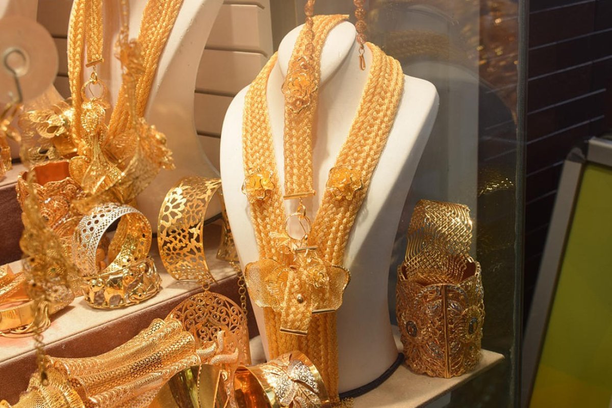 أسعار الذهب اليوم الإثنين 27 مارس 2023