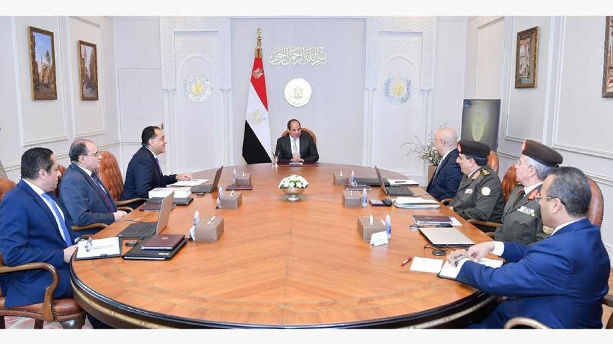 الرئيس السيسي يتابع الموقف التنفيذي للأعمال الجارية بالعاصمة الإدارية الجديدة