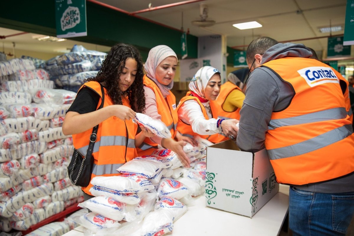 "كونتكت المالية القابضة" تكرم المتميزات احتفالا بالأم والمرأة المصرية