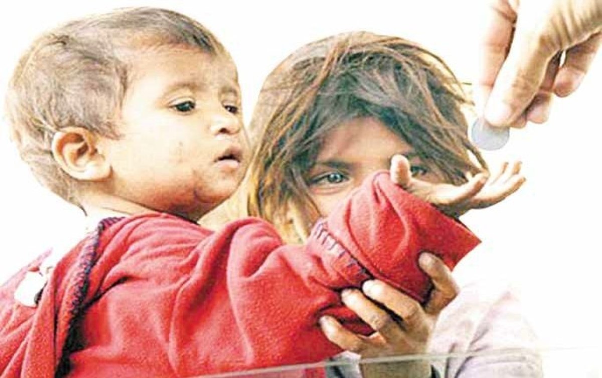 تسول تحت تهديد السلاح.. ضبط شخصين متهمين باستغلال الأطفال بالجيزة