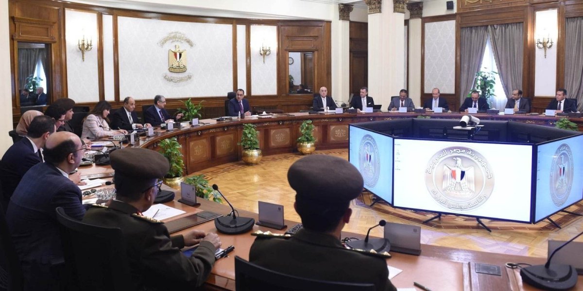 رئيس الوزراء يتابع الموقف التنفيذي لمشروع التجلي الأعظم بمدينة سانت كاترين