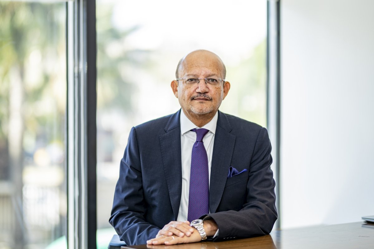 بنك قناة السويس يحصل على جائزة البنك الأسرع نموا في تمويل الشركات والمؤسسات الكبرى 2023