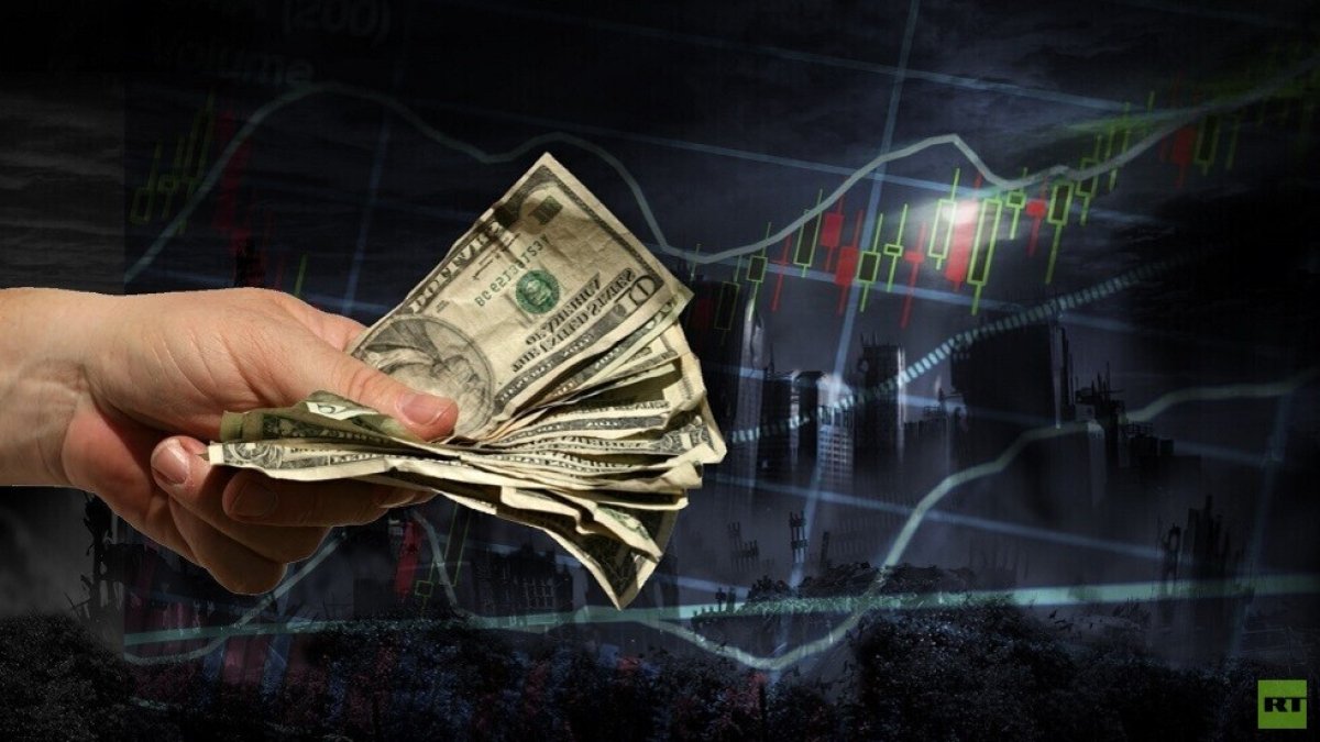 معلومات الوزراء: الدولار والاقتصاد العالمي "كيف بدأت الحكاية، وهل ستنتهي قريبًا؟"