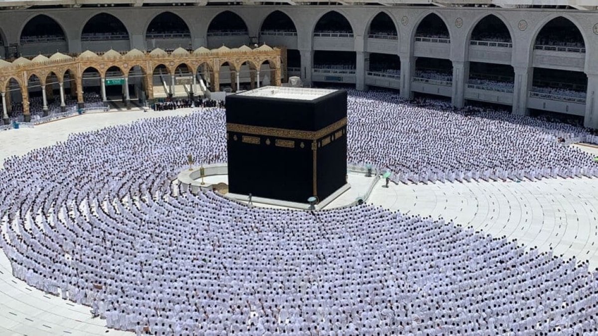  لأول مرة.. وزارة السياحة والآثار تُقرر استمرار موسم العمرة خلال شهر شوال