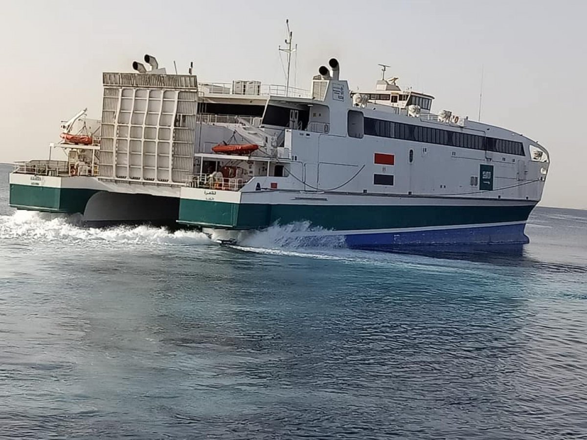 النقل : تسيير رحلات بحرية لنقل المصريين العائدين من المملكة العربية السعودية 