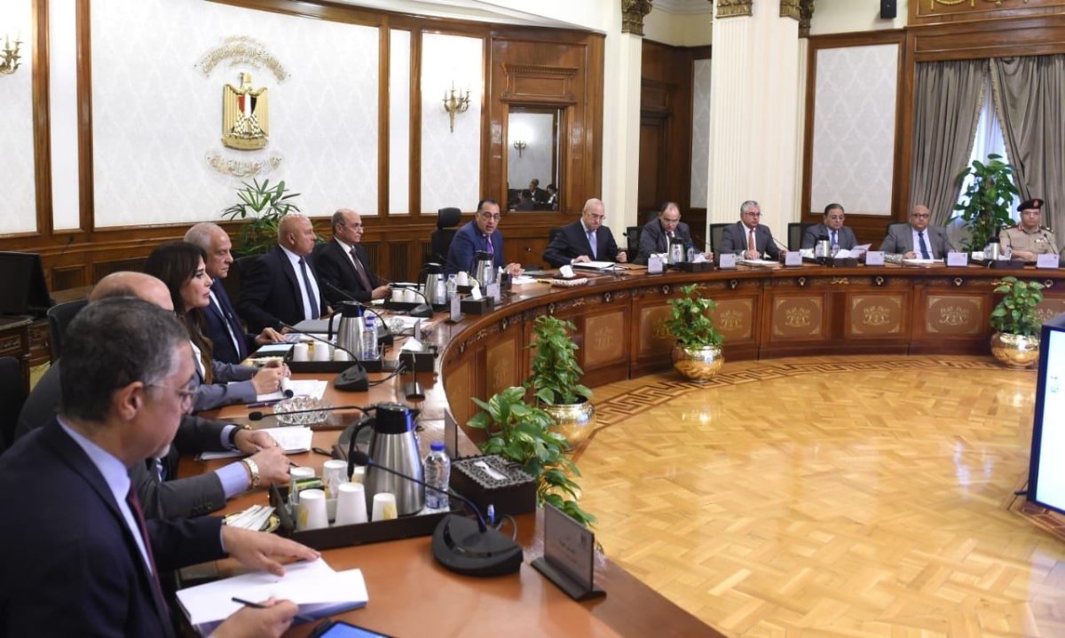 رئيس الوزراء يترأس اجتماع وحدة حل مشكلات المستثمرين