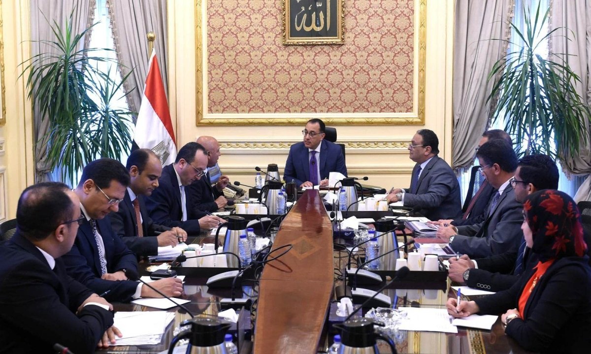 "مدبولي" يتابع الموقف التنفيذي لعدد من مشروعات وزارة النقل