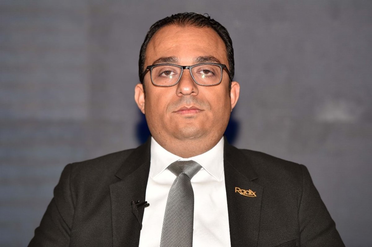 أكرم الشيخ: ضرورة السماح بتمويل الوحدات تحت الإنشاء وفق ضوابط محددة