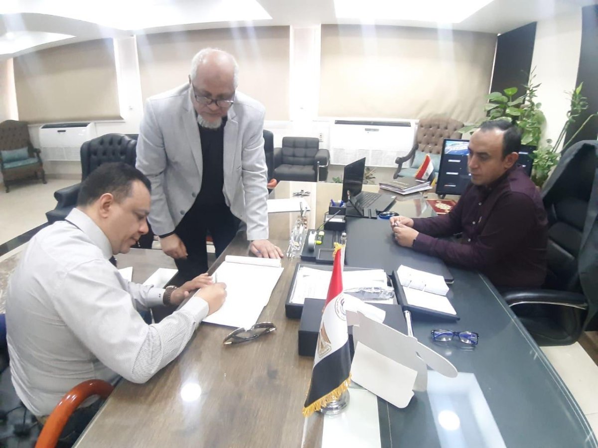 رئيس جهاز الشروق : تسليم قطعة أرض استثمارية لإقامة فندق على مساحة أكثر من 9900 م2