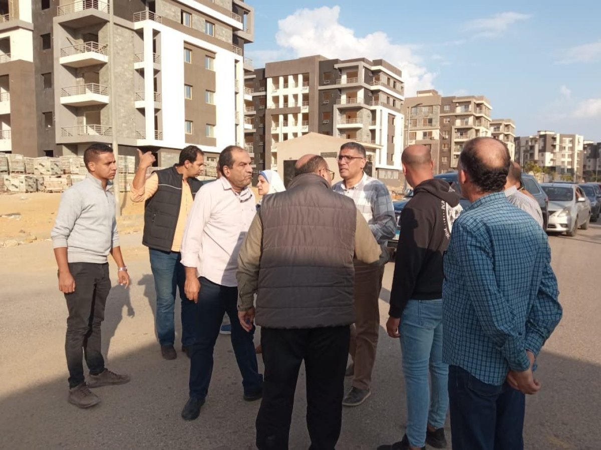 رئيس "جهاز 6 أكتوبر " يتفقد أعمال المرافق الجارية بمنطقة الحزام الأخضر