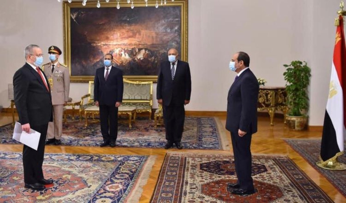 السيسي يتسلم أوراق اعتماد سفراء جدد بمصر