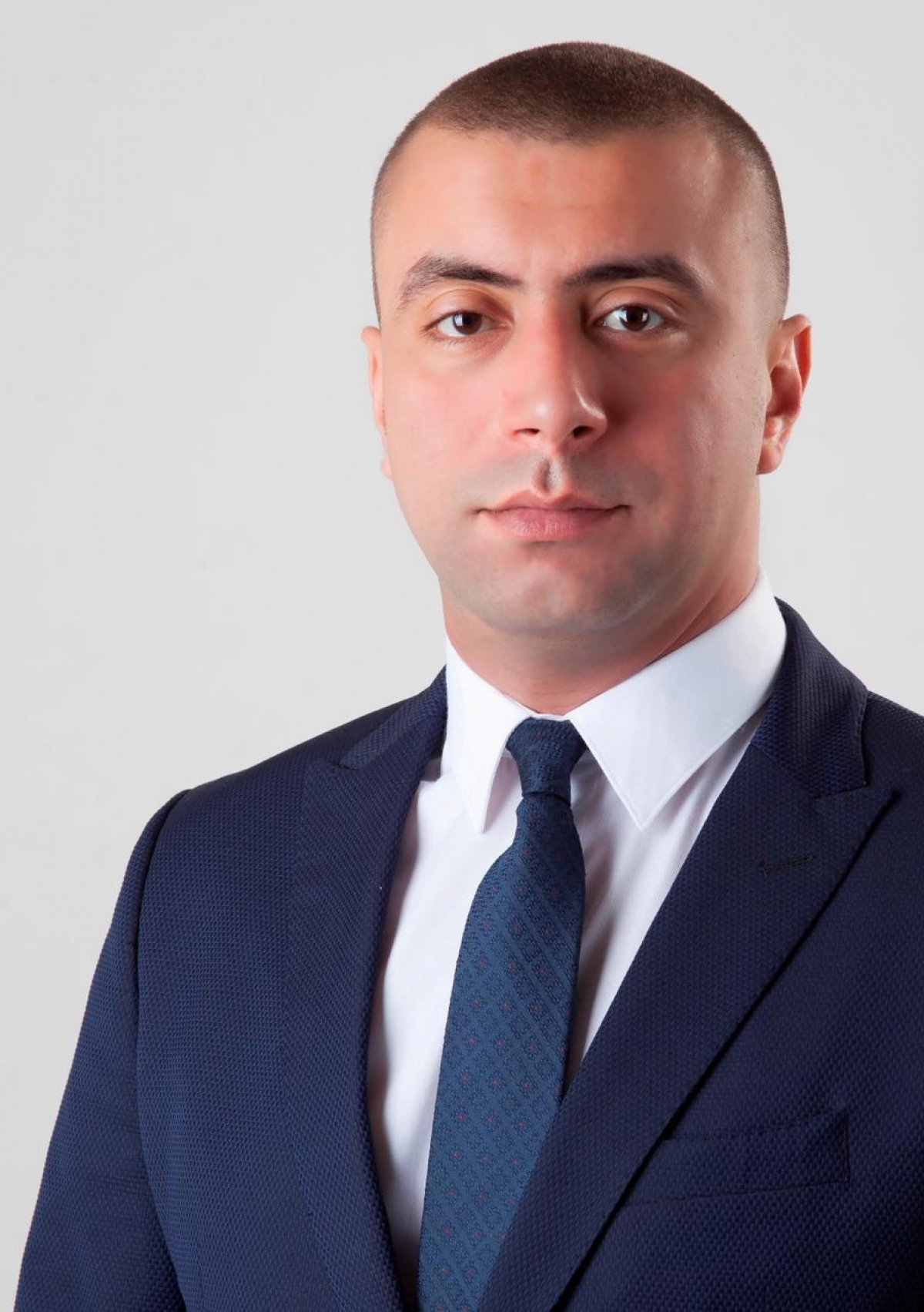 أحمد بهاء شلبي يقترح تمويل  انشاء اقسام للبحث والتطوير داخل الشركات الصغيرة والمتوسطة بالتعاون مع الجامعات  