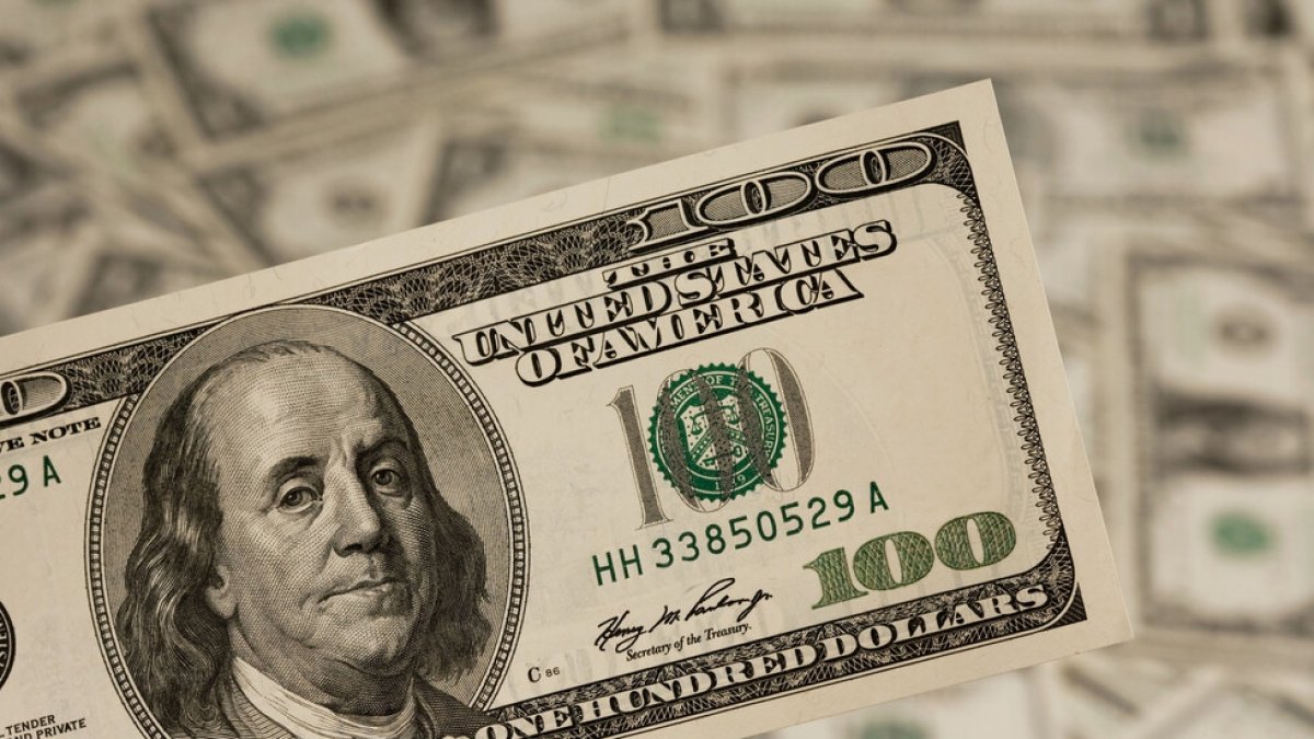 تعرف علي أسعار الدولار مقابل الجنيه اليوم الخميس 1-6-2023