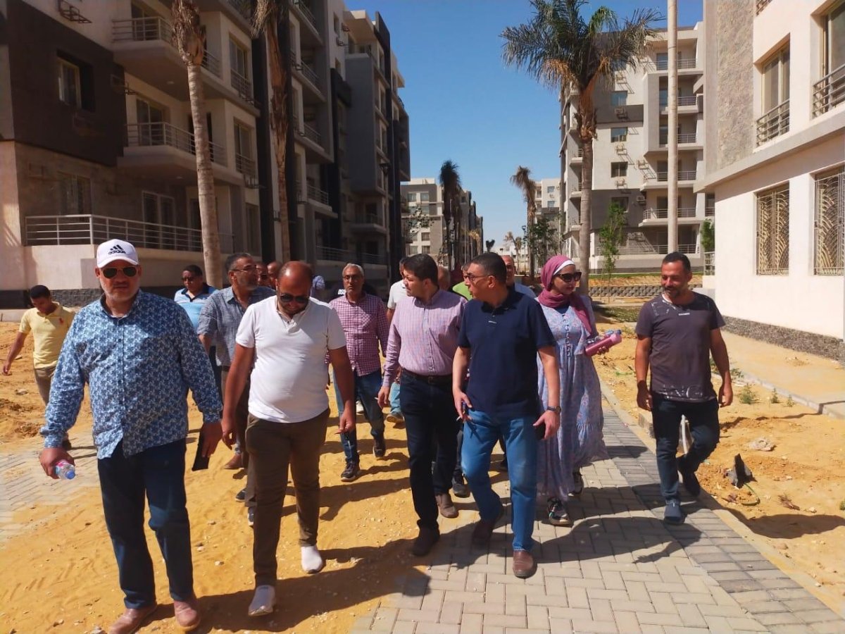 رئيس جهاز " الشيخ زايد " يتابع سير العمل بمشروع "جنة" وأعمال المرافق بتوسعات المدينة