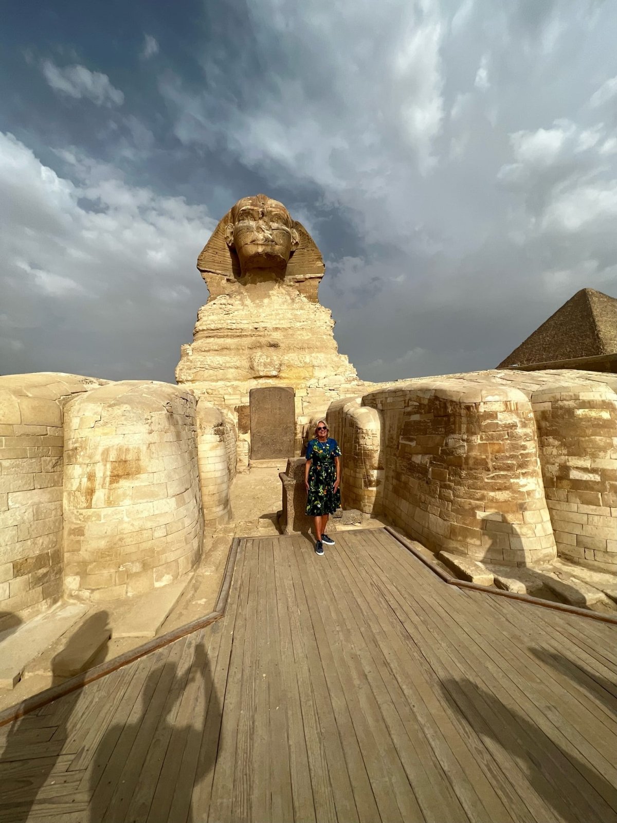 "جيل بايدن" تزور منطقة أهرامات الجيزة الأثرية