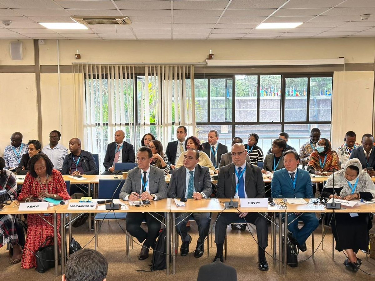 وزير الإسكان يناقش مع وزراء وممثلى الحكومات الأفريقية التحديات التي تواجه المدن الأفريقية