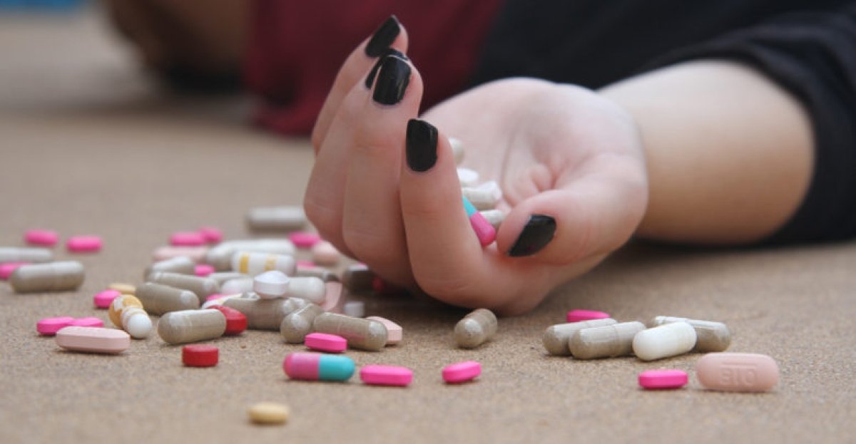 العثور على جثة سيدة ثلاثينية بأكتوبر.. كلمة السر قرص قاتل