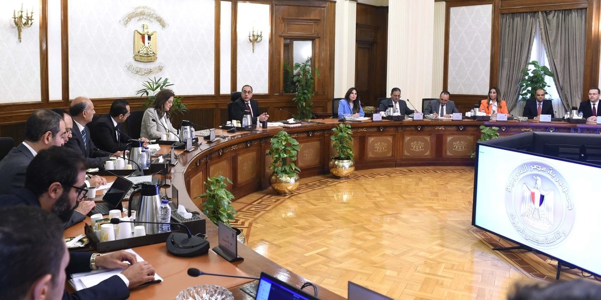 رئيس الوزراء يُتابع موقف طرح عدد من الأصول العقارية بالعاصمة الإدارية والعلمين الجديدة للقطاع الخاص