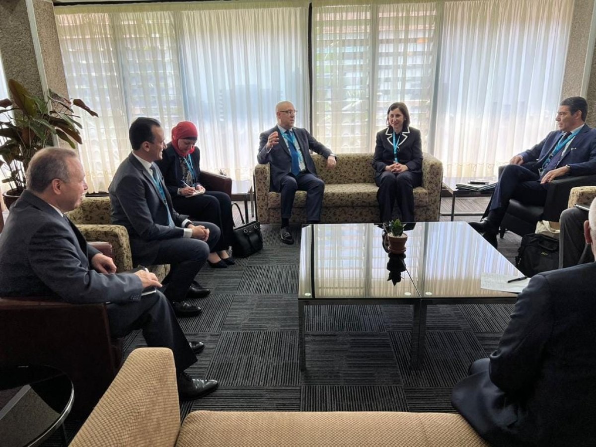 وزير الإسكان يلتقى نظيرته التونسية لبحث سبل التعاون المشترك