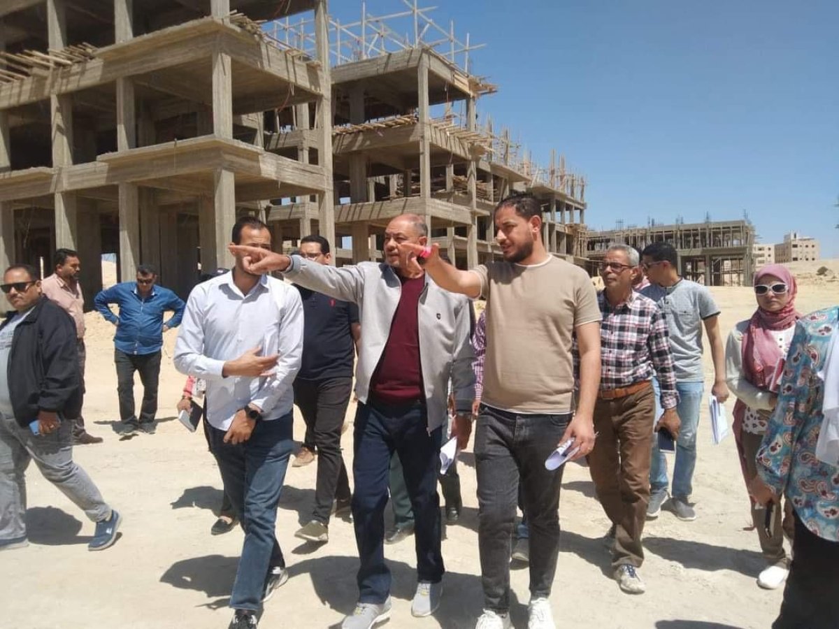 رئيس جهاز 15 مايو  يتفقد وحدات " سكن كل المصريين " وسكن بديل المناطق العشوائية بالمدينة