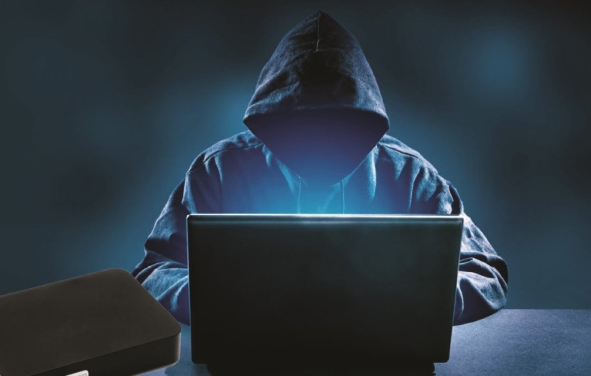 ضبط هكر العبور.. متهم بقرصنة الأفلام والمسلسلات وبثها على المواقع الإلكترونية 